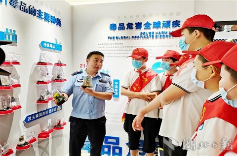 荊門安防教育體驗(yàn)基地開館